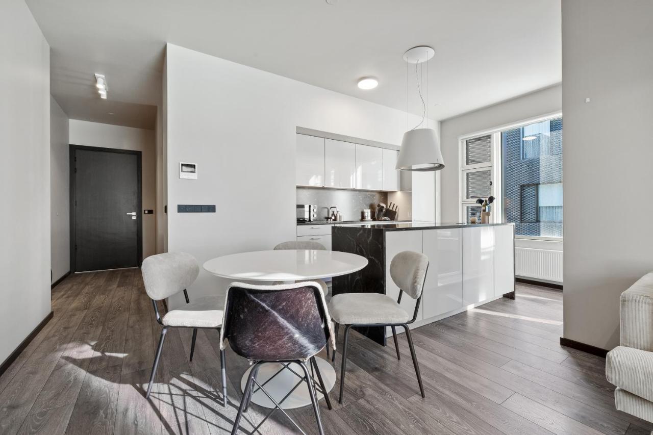 Cozy Lux 2br & 2ba Center With Free Parking * Reykjavik