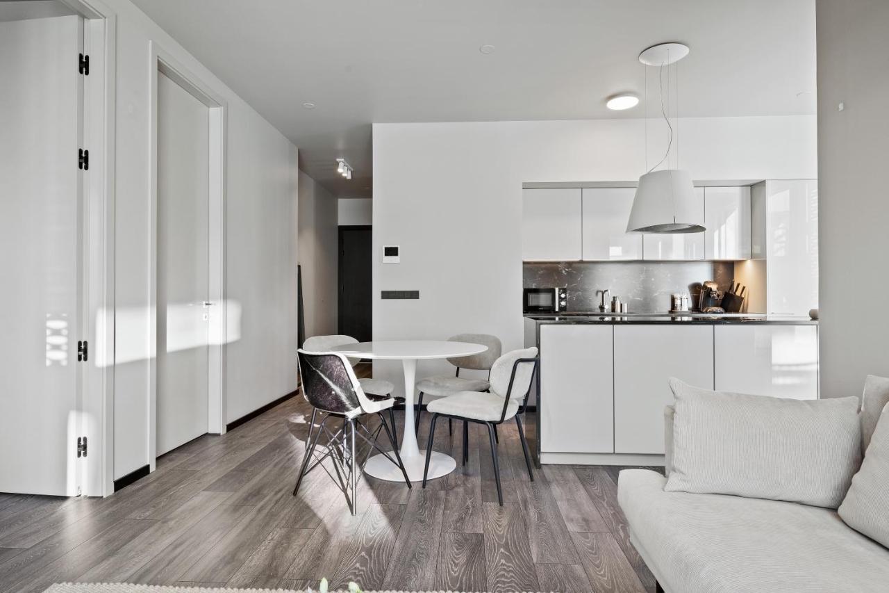 Cozy Lux 2br & 2ba Center With Free Parking Appartement